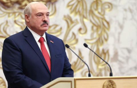 Белорусский юрист предсказал, покинет ли пост президента Лукашенко после 7 ноября