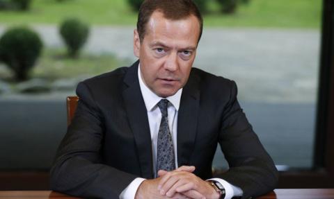 Медведев последнее фото 
