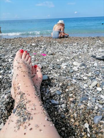 Уральцы показали переполненные пляжи Анапы и Сочи: грязь и ротавирус