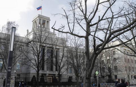 Здание посольства