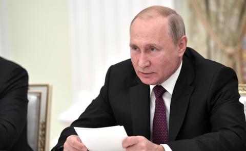 Путин поручил решить вопрос с досрочным пенсионным обеспечением шахтеров