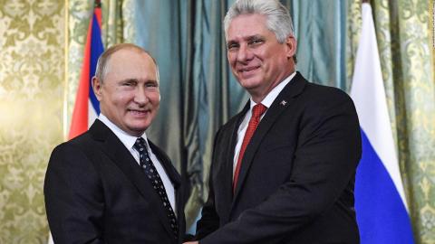 Владимир Путин и Мигель Диас-Канель