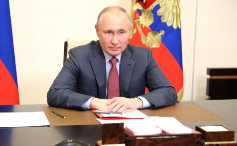 Путин заявил, что Украину «медленно, но верно» превращают в антипод России
