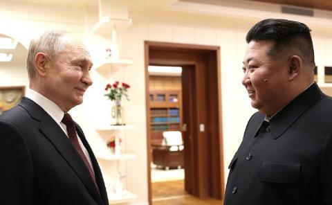Владимир Путин и Ким Чен Ын обсудили развитие двусторонних отношений