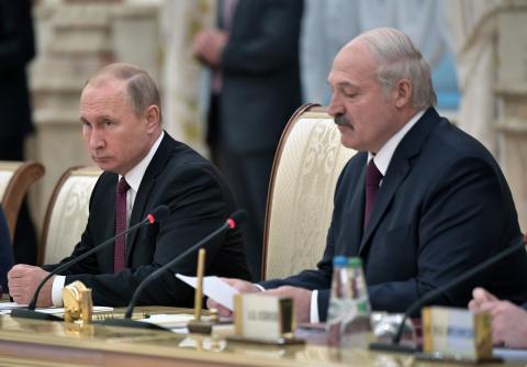 Украинский журналист рассказал о взаимной «ненависти» Путина и Лукашенко