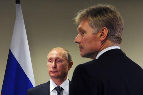 Владимир Путин и Дмитрий Песков