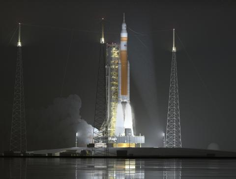 запуск ракеты НАСА нового поколения