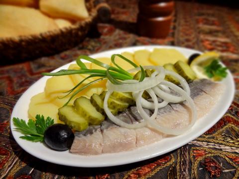 Селедка с картошкой