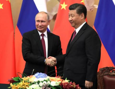 Как Россия и Пекин обыгрывают США