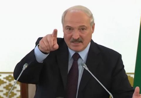 Странное поведение Лукашенко