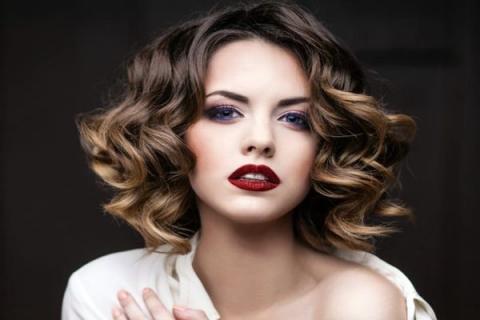 Классные и модные стрижки для девушек: фото стильных, симпатичных, красивых укладок и причёсок      