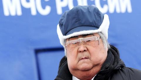 Аман Тулеев сообщил о мошенниках, пытающихся нажиться на жертвах пожара в «Зимней вишне»