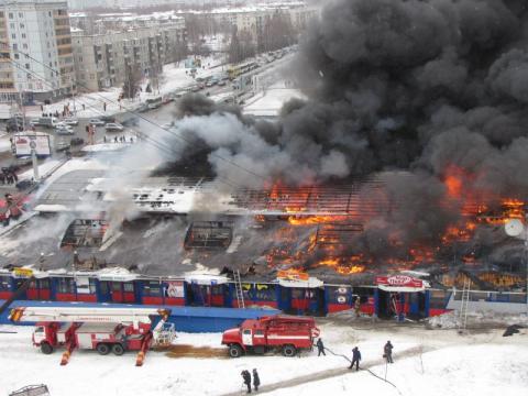 Пожар в кемеровском ТЦ зимняя вишня Пожар в ТЦ зимняя вишня