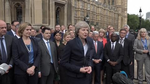 Лондон намерен запросить экстрадицию двух россиян по делу в Солсбери