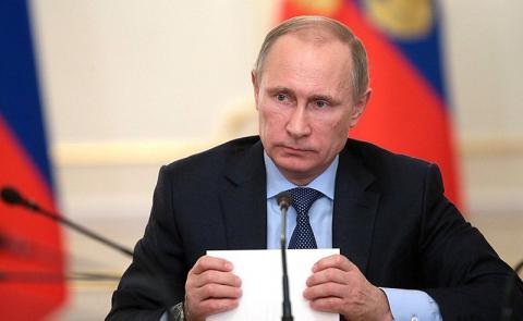 Взрыв в Петербурге: Путин озвучил три версии
