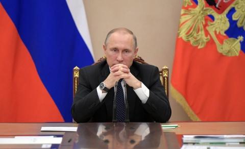 Путин с макияжем фото