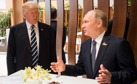Американский телеканал опубликовал видео с «тайным жестом» Трампа для Путина