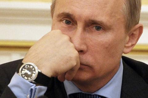 Часы Путина выставили на аукционе в Монако