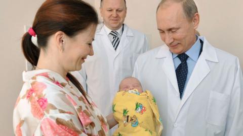 Путин назвал нормальное число детей в семье