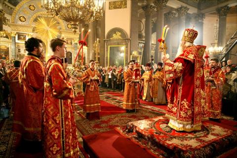 Расписание богослужений на Пасху-2018: когда начинается пасхальная ночная служба и во сколько исповедь Расписание богослужений на Пасху-2018: когда начинается пасхальная ночная служба и во сколько исповедь