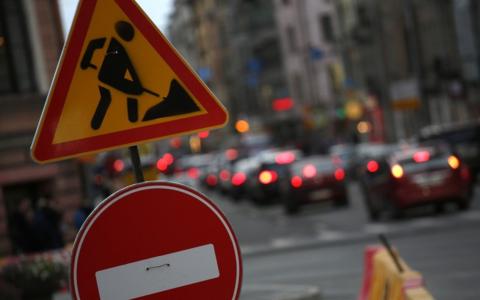 В Санкт-Петербурге на ряде улиц ограничат движение по ночам