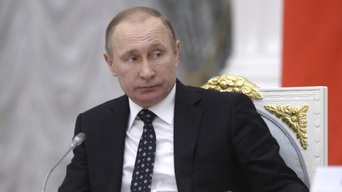 В Киеве возмущены простотой получения российских паспортов Решение Москвы относительно украинцев возмутило украинские СМИ
