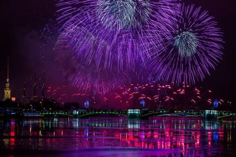Салют в Санкт-Петербурге в Новый год 2019 Салют в Санкт-Петербурге в Новый год 2019: место и время проведения в новогоднюю ночь 2019