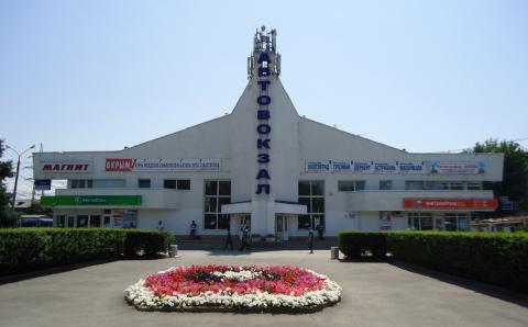 Власти Ростова планируют перенести пригородный автовокзал в здание старого аэропорта