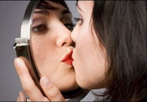 Самые себялюбивые знаки Зодиака, эгоизм которых зашкаливает Самые себялюбивые знаки Зодиака, эгоизм которых зашкаливает