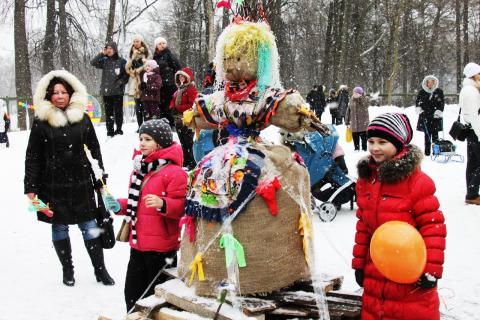 Масленица 2019 в Санкт-Петербурге: программа мероприятий, масленичные площадки