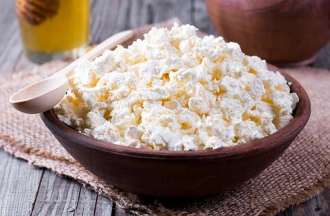 Творог Какие продукты нельзя есть с творогом: они убивают всю пользу молочного продукта
