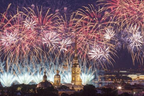 Салют на День ВМФ 2018 в Санкт-Петербурге Салют на День ВМФ 2018 в Санкт-Петербурге: время и место проведения