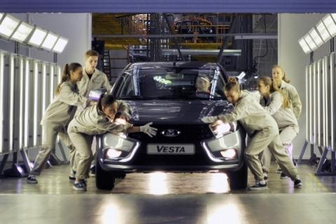 Новая Лада Веста кормит АвтоВАЗ – эксперты заговорили вслух о сенсационных "уликах"