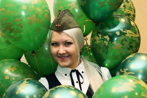 Подарок на 23 февраля коллегам: простые, недорогие, прикольные подарки для коллег на 23 февраля