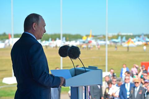 "Ваш мозг взорвется": американские СМИ пришли в восторг от увиденного на МАКС-2017 Ваш мозг взорвется, а челюсть отвиснет - американские СМИ пришли в восторг от высшего пилотажа Су-35 на МАКС-2017