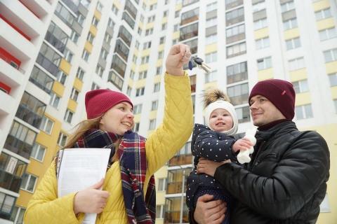 Четверть российских семей с детьми не знают о льготной ипотеке, показал опрос