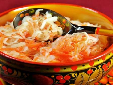 Квашеная капуста: классический рецепт вкусной заготовки на зиму Квашеная капуста: классический рецепт вкусной заготовки на зиму