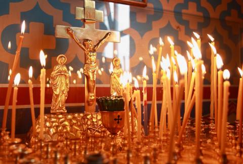Радоница 17 апреля 2018: расписание богослужений, как поминать усопших Радоница 17 апреля 2018: расписание богослужений, как поминать усопших