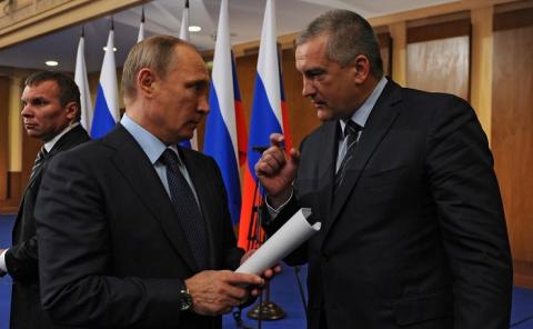 Аксенов напророчил Путину быть пожизненным президентом
