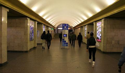 Все станции метро в Петербурге восстановили обычный режим работы