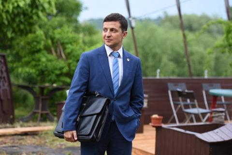 Зеленского пригласили на чемпионат по поеданию шаурмы в Ростов