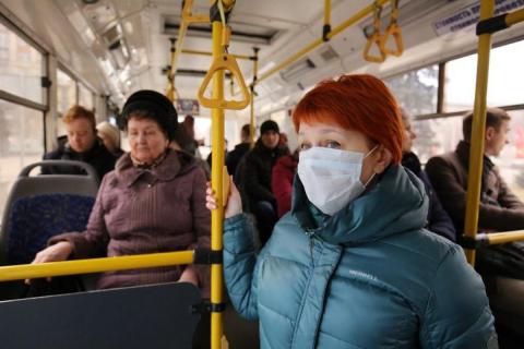 Пассажиры в автобусе