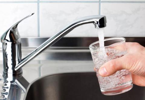 Власти Ялты опровергли сообщения о непригодности питьевой воды