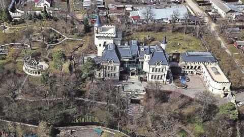 замок Пугачевой 