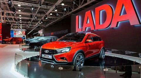 Автомобиль LADA