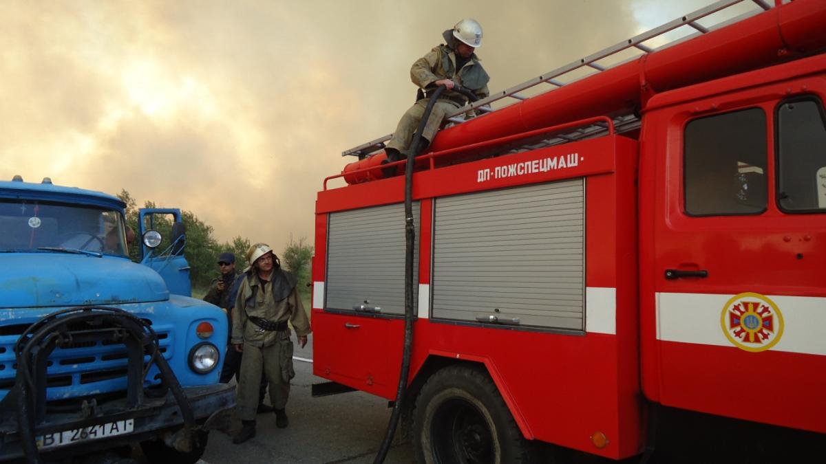Пожар в одесской гостинице унес жизни восьми человек В Одессе при пожаре в отеле погибли восемь человек