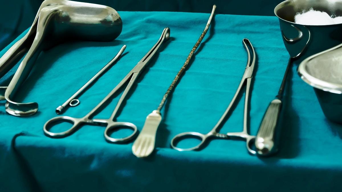 Две тысячи останков неродившихся детей нашли в доме умершего своей смертью гинеколога В доме умершего гинеколога нашли более 2 тысяч останков неродившихся детей