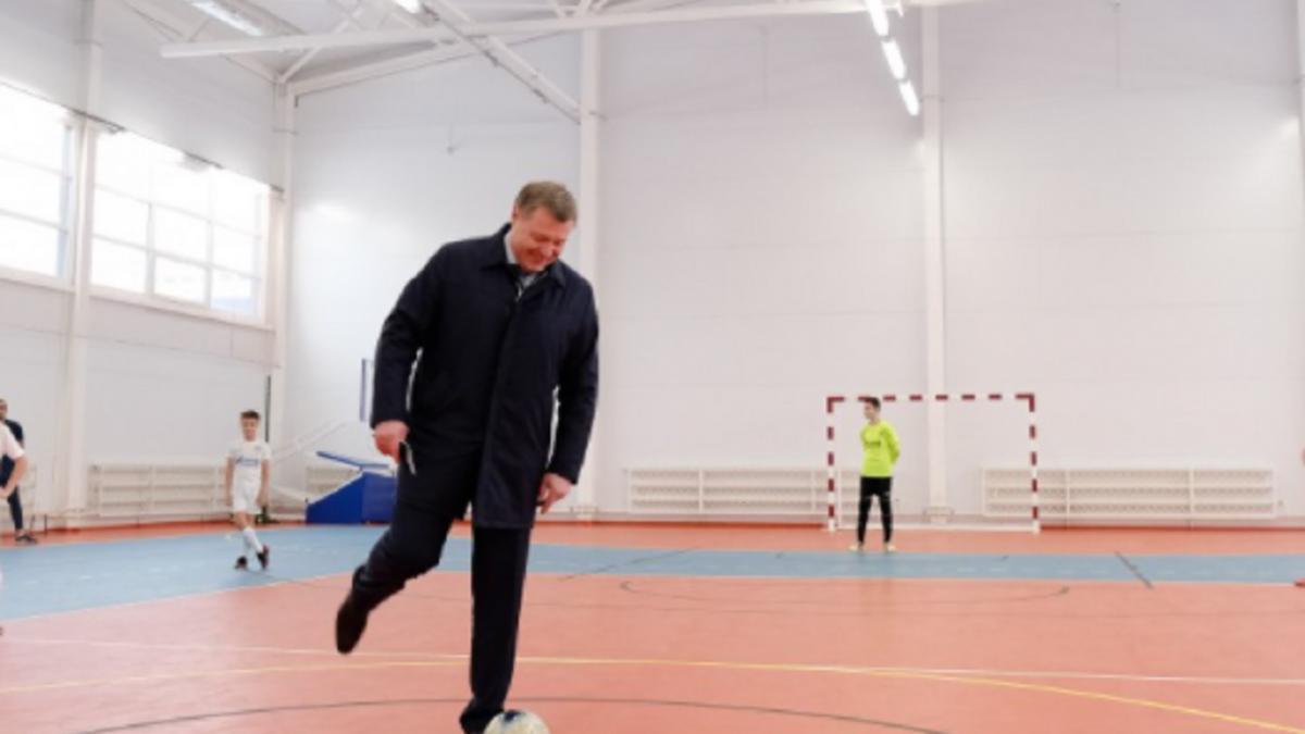 Игорь Бабушкин Игорь Бабушкин открыл спортивный центр в Астрахани