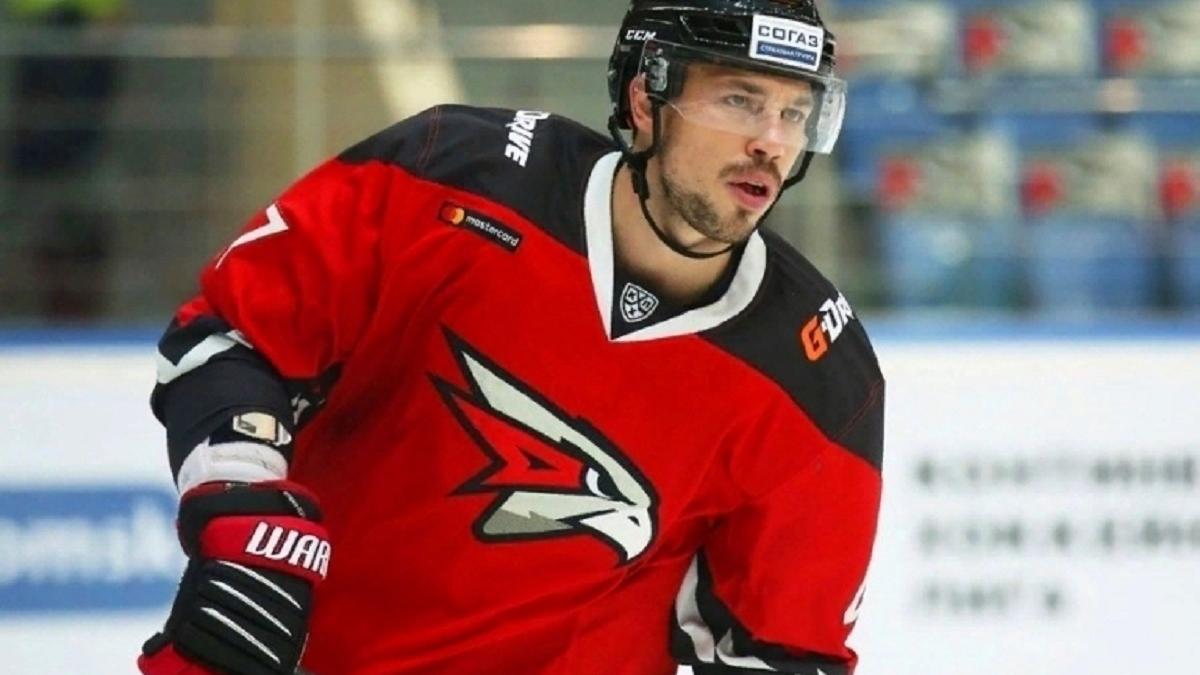 Алексей Емелин, капитан Авангарда У хоккеиста "Авангарда" Емелина в крови нашли следы наркотиков