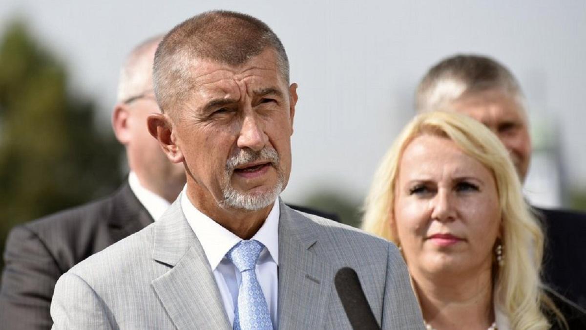 В Чехии призвали уволить главу Минюста после ее интервью о Врбетице В Чехии призвали уволить главу Минюста после ее интервью о Врбетице